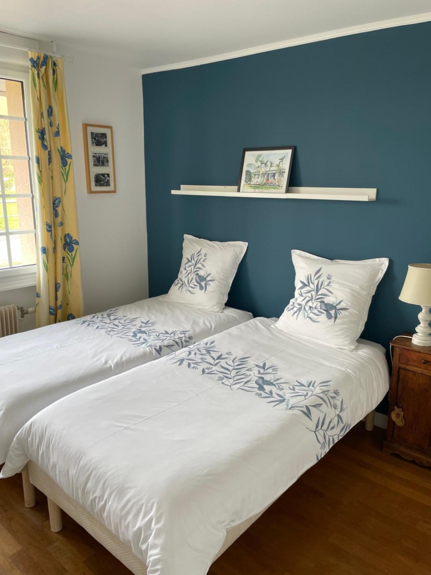 Auberge De La Roque La Roquette Экстерьер фото